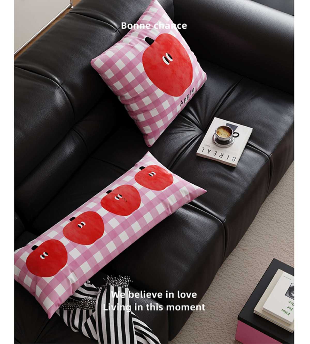 クッションカバー リンゴ柄のギンガムチェックピロー