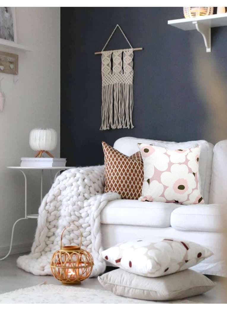 クッションカバー 花咲くリビングのくつろぎクッション