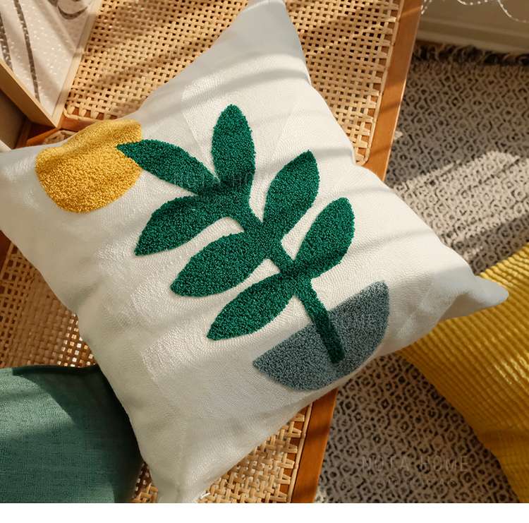 北欧風ボタニカル刺繍クッションカバー