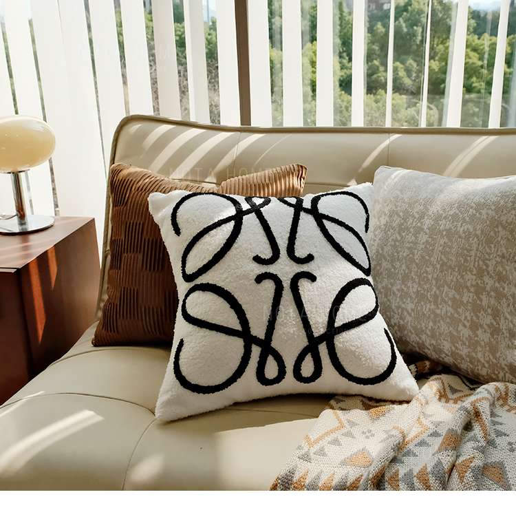 クッションカバー モダンアート調カリグラフィークッション