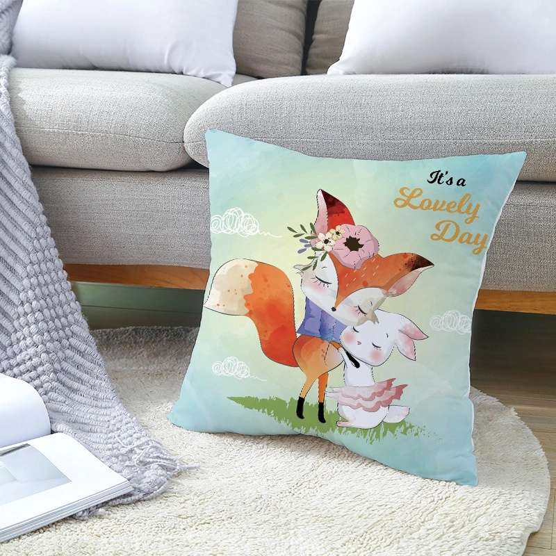 クッションカバー 白鳥と花柄のファンタジーカバー